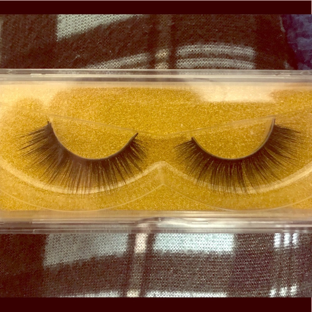 Eyelashes